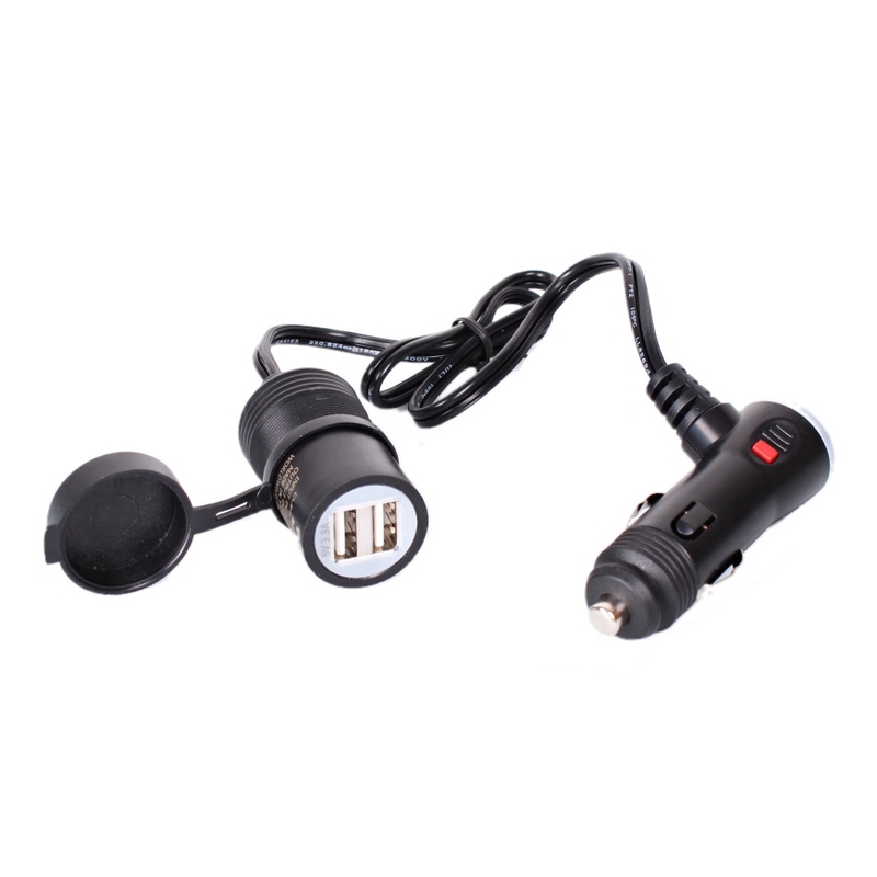 Reduzierstück mit Verlängerung von großer Steckdose auf USB