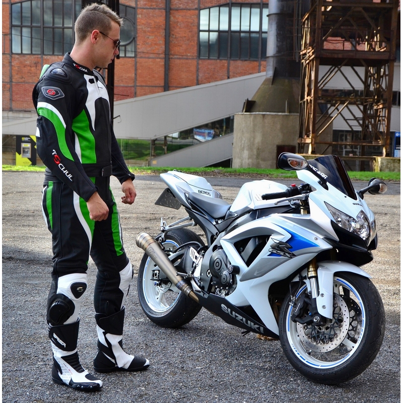 Herrenhose Tschul 575 schwarz-grün Ausverkauf