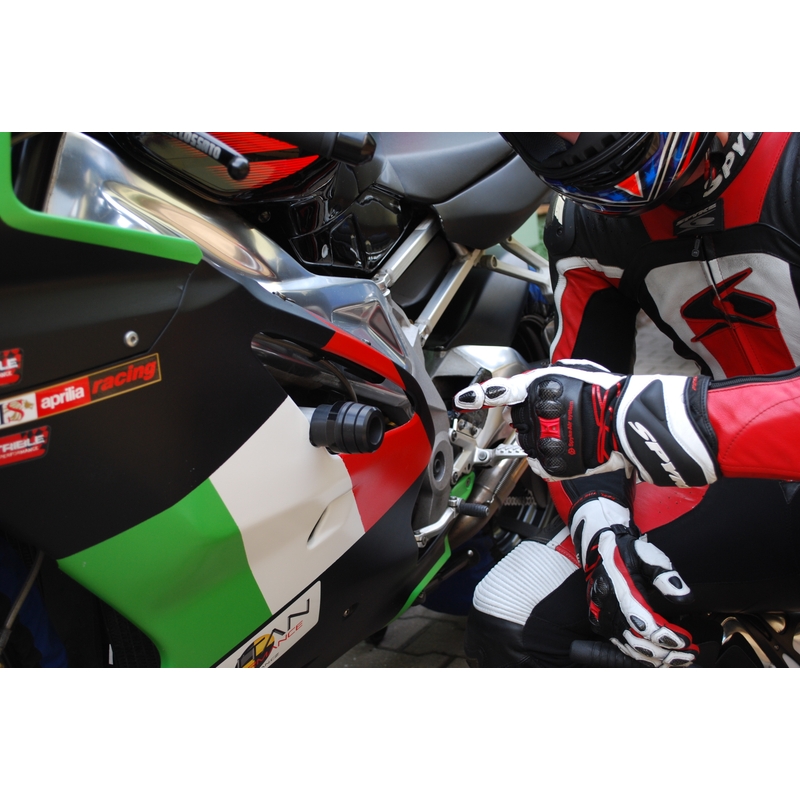 Aprilia RSV 1000 (06-09) Pfeil