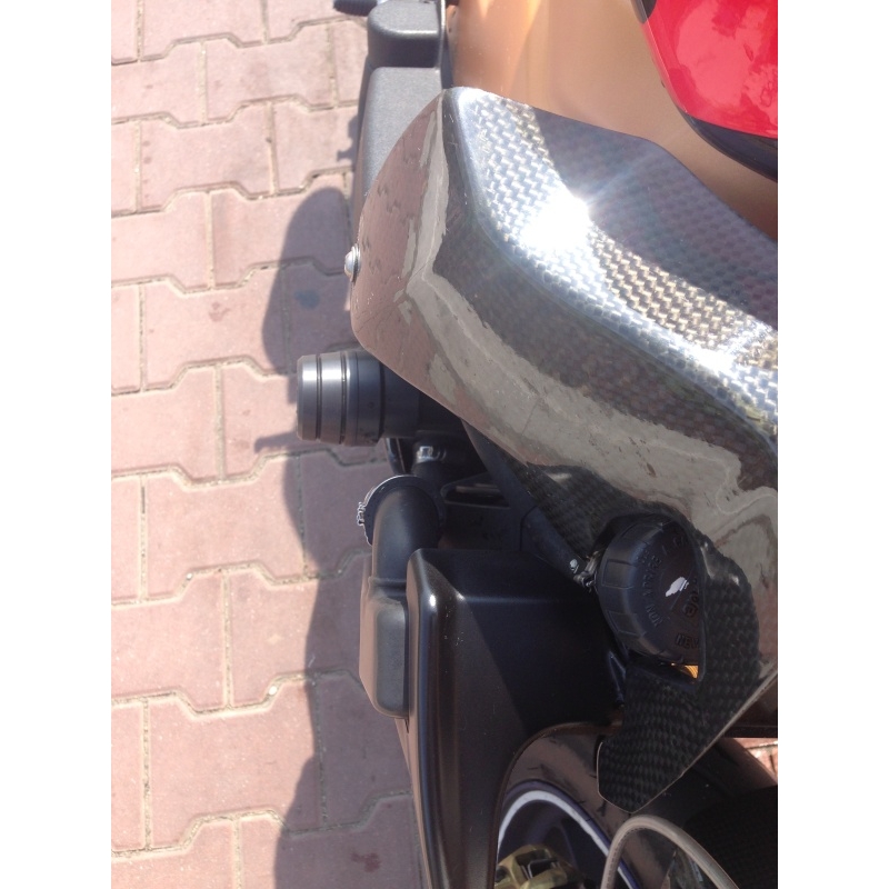 Aprilia TUONO 1000 (06-08) Pfeil