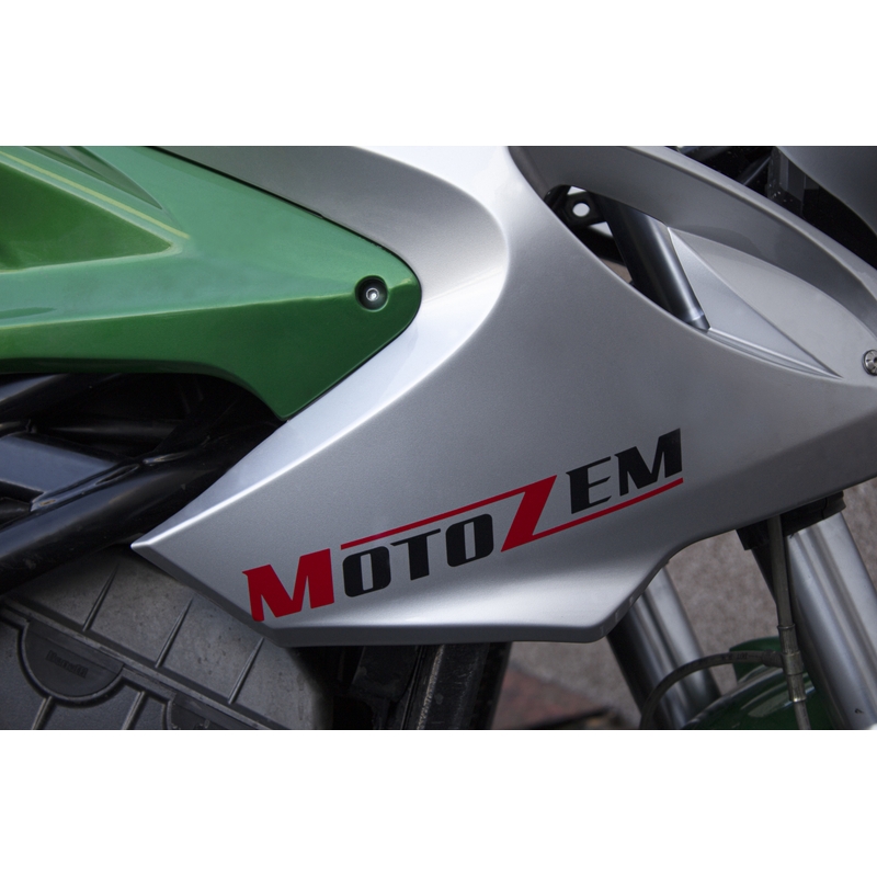 MotoZem Logo-Aufkleber schwarz