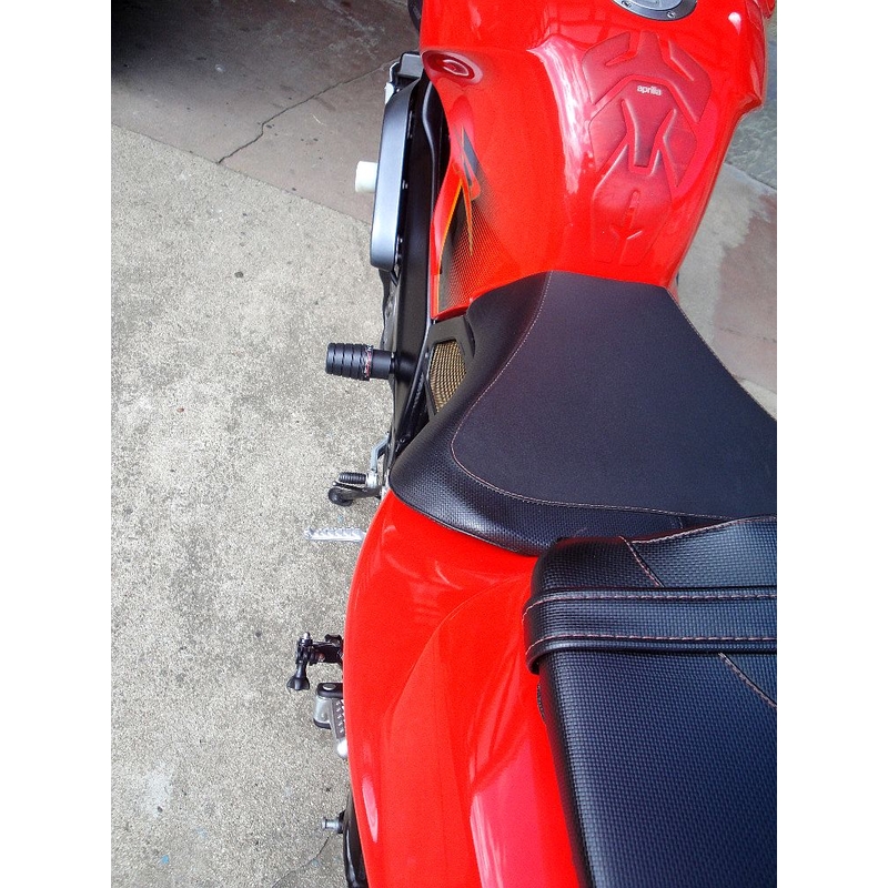 Aprilia TUONO 1000 (02-05) Klassiker