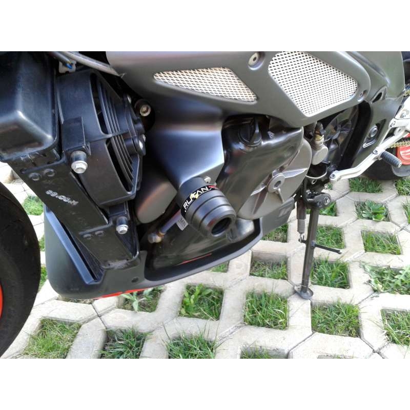 Aprilia TUONO 1000 (02-05) Klassiker
