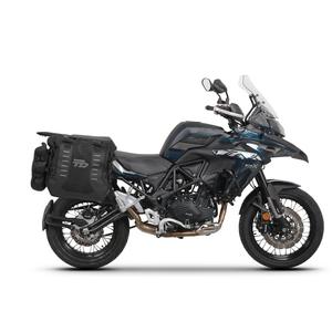 Complete set of SHAD TERRA TR40 adventure saddlebags, including mounting kit SHAD Benelli TRK 502 X