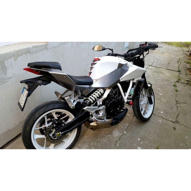 Hyosung GD250 Exiv Klassisch