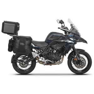 Complete set of SHAD TERRA TR40 adventure saddlebags and SHAD TERRA BLACK aluminium 55L topcase, including mounting kit SHAD BENELLI TRK 502X