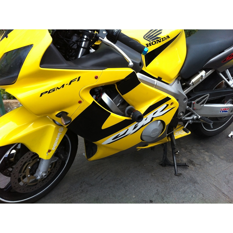 Honda CBR 600F (99-07) OHNE KAPITÄNVERSTELLUNG Pfeil