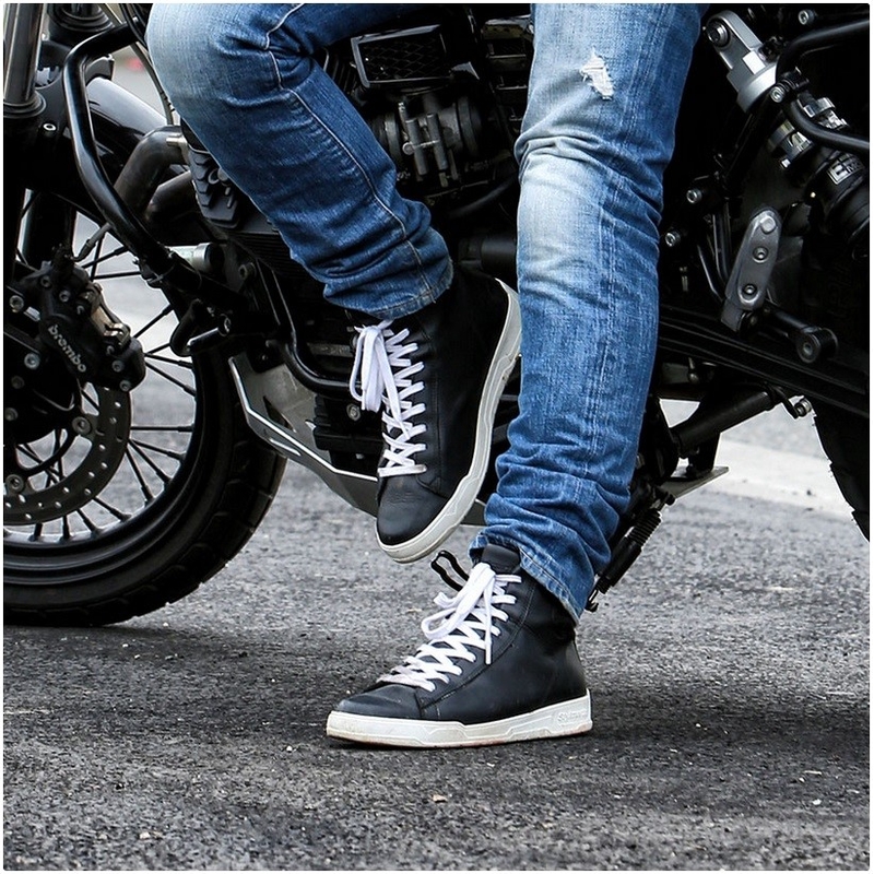 Stylmartin Core Motorradstiefel in Schwarz und Weiß