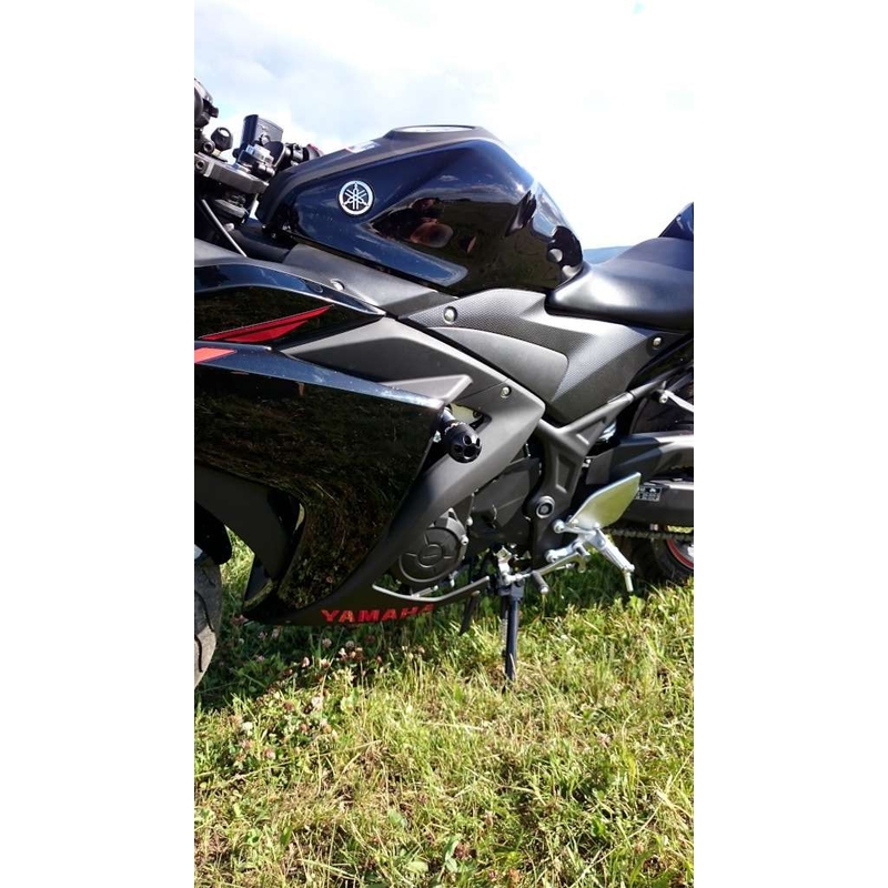 Yamaha YZF-R3 Pfeil