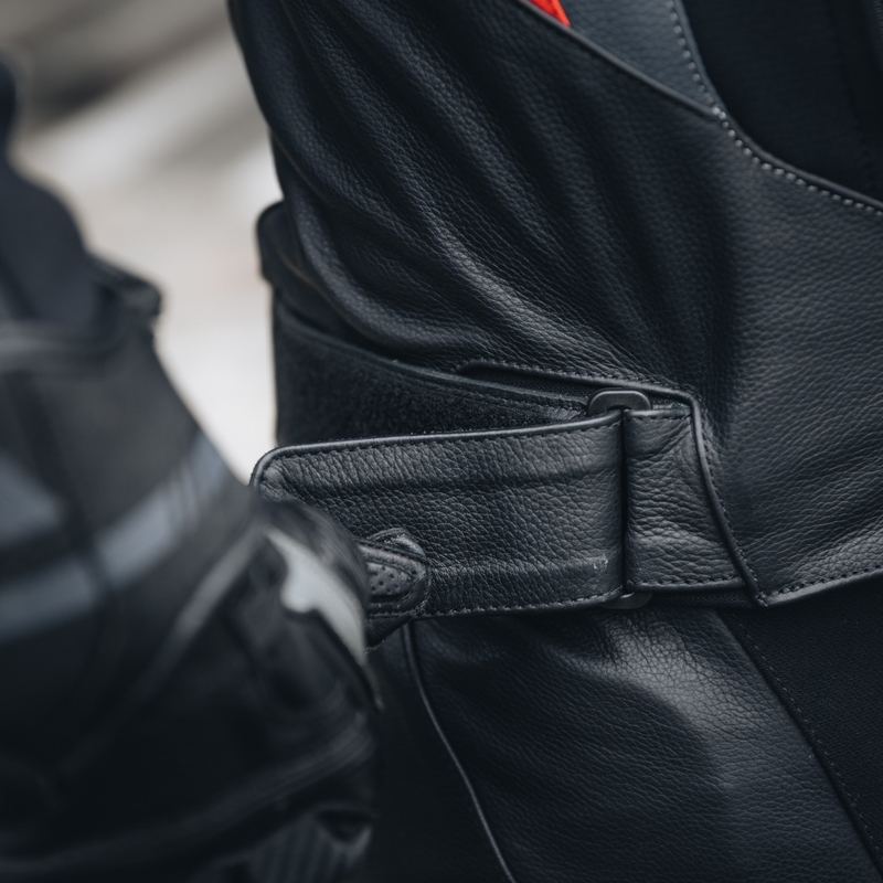 Rebelhorn Veloce Schwarz-Fluo Rote Motorrad Lederjacke