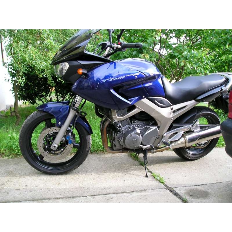 Yamaha TDM 900 Pfeil