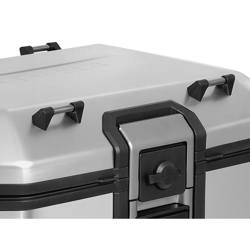 Complete set of aluminum cases SHAD TERRA, 55L topcase + 36L / 47L side cases, including mounting kit and plate SHAD Benelli TRK 502 X 2022 -