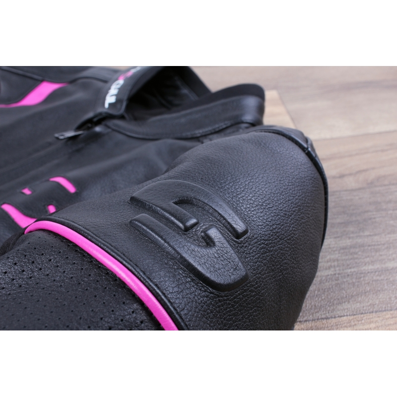 Damenjacke Tschul 828 schwarz-rosa Ausverkauf