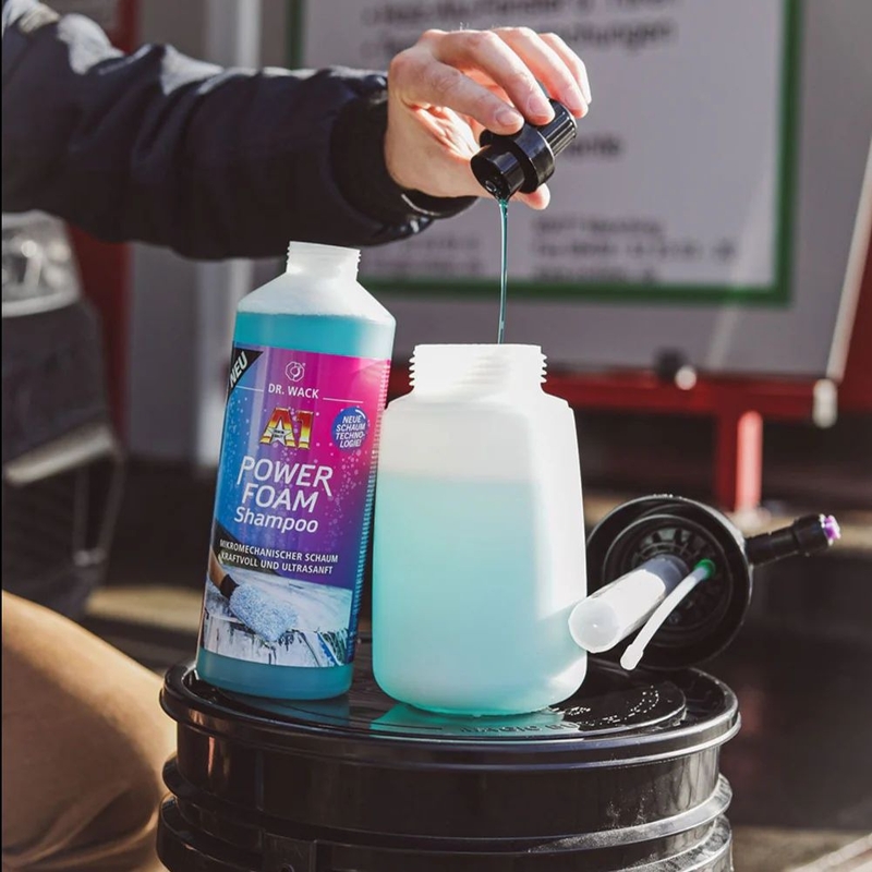 Shampoo mit dickem Schaum und neutralem pH-Wert Dr. Wack Power Foam Shampoo 1l