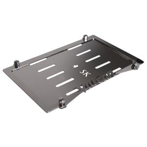 Unterlegscheibe aus Edelstahl unter dem SK Vulcan-Kennzeichen