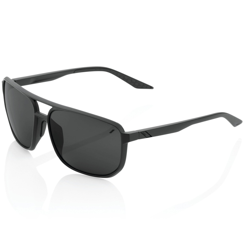 100% Konner Sonnenbrille mit schwarzen Gläsern
