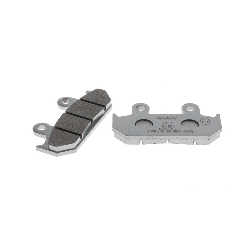 NISSIN Bremsbeläge, halbmetallische Mischung, 81x42x9 mm, 2 Stück