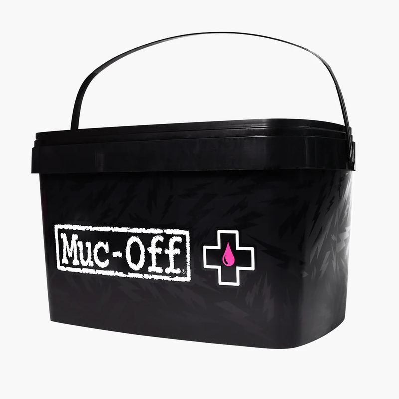Motorcycle 8 in 1 Kit MUC-OFF