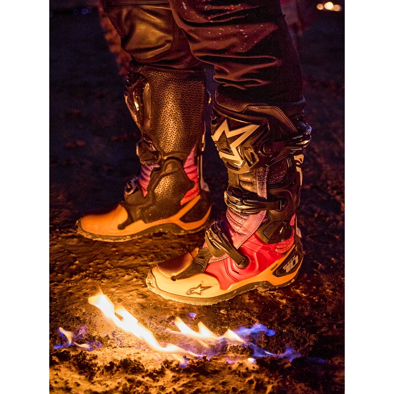 Alpinestars Tech 10 Limited Edition Black Hole Motorradstiefel, schwarz