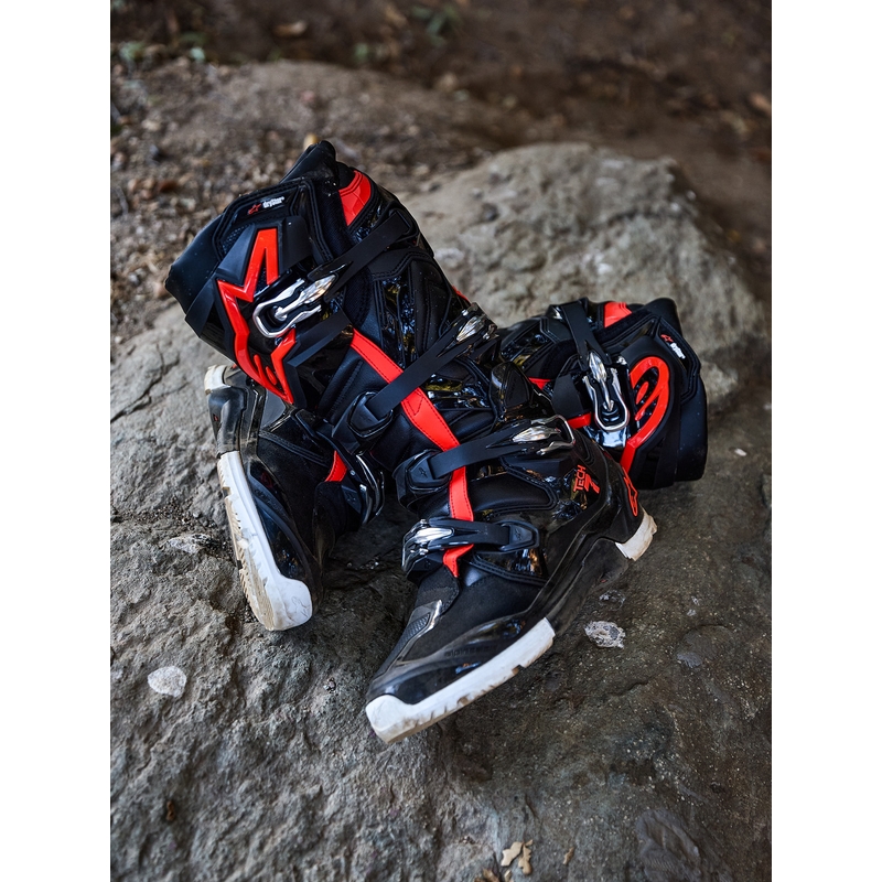 Alpinestars TECH 7 Enduro Drystar Motorradstiefel schwarz-fluoreszierend rot-weiß