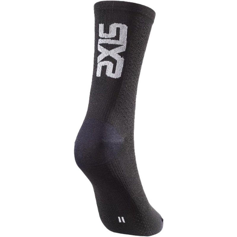 Funktionelle Socken SIXS SHORT LOGO V2 schwarz