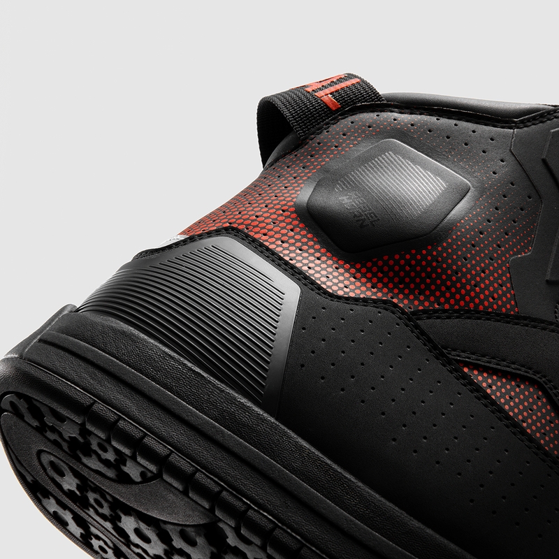 Rebelhorn Vandal II Motorradstiefel schwarz-rot