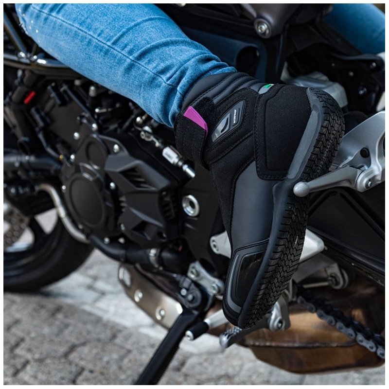 Damen Stylmartin Vector WP Schwarz und Rosa Motorradstiefel
